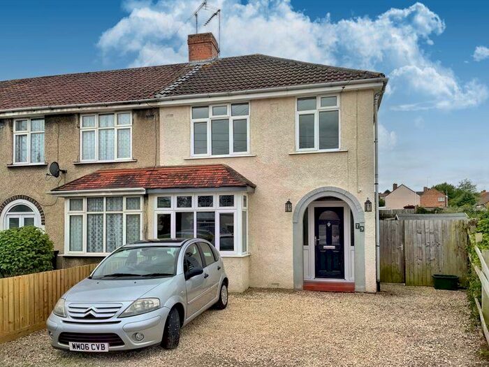 3 Bedroom End Of Terrace House To Rent In Tenniscourt Road Kingswood, BS15