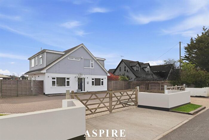 4 Bedroom Detached House For Sale In Burntmills Road, SS12