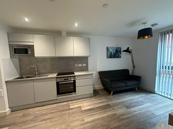 1 Bedroom Apartment To Rent In Henry Street, Sheffield, South Yorkshire, S3