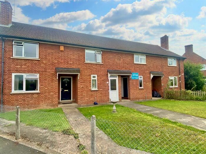 2 Bedroom Flat For Sale In Dormington, Hereford, HR1