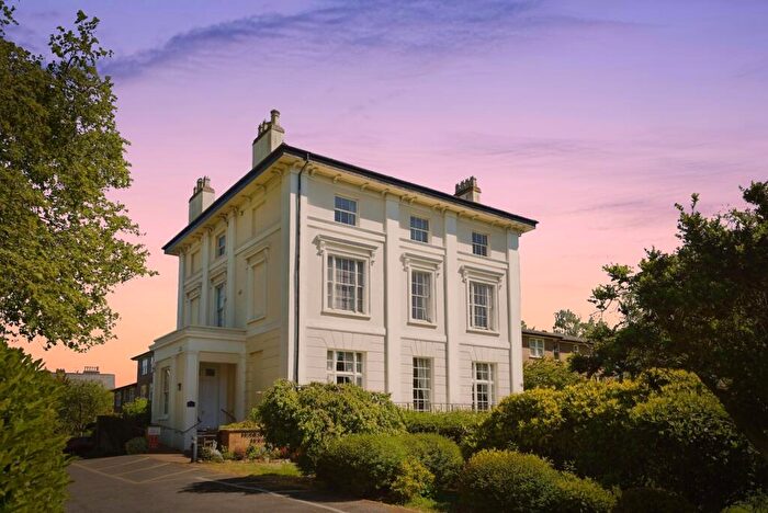 2 Bedroom Flat For Sale In Pittville Circus Road, Cheltenham, Gloucestershire, GL52