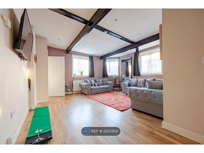 4 Bedroom Detached House To Rent In Abbey Road, London, SW19