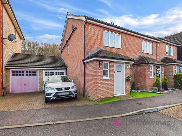 3 Bedroom End Of Terrace House For Sale In Malkin Drive, Church Langley, Harlow, CM17