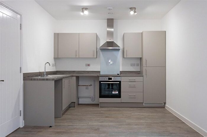 1 Bedroom Flat For Sale In Tatton Road, Sale, Manchester, M33