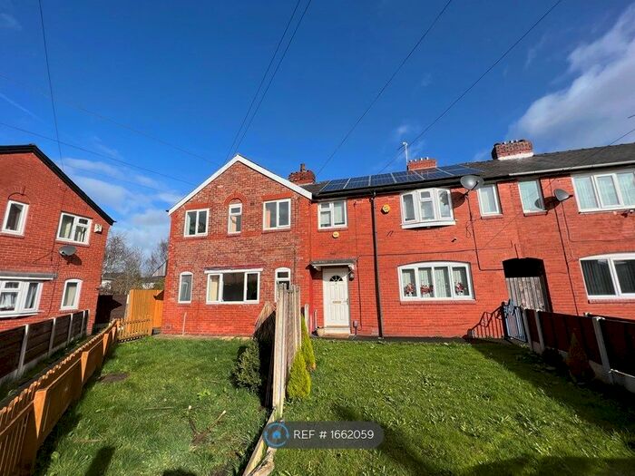 3 Bedroom Terraced House To Rent In Skipton Avenue, Manchester, M40