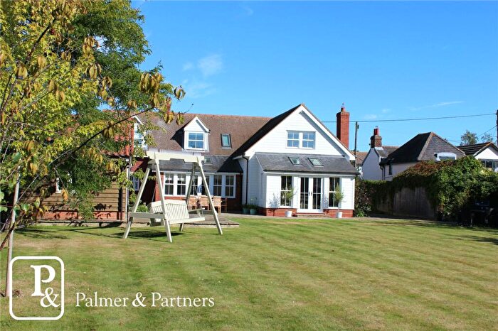 3 Bedroom Detached House For Sale In Manningtree Road, Stutton, Ipswich, Suffolk, IP9