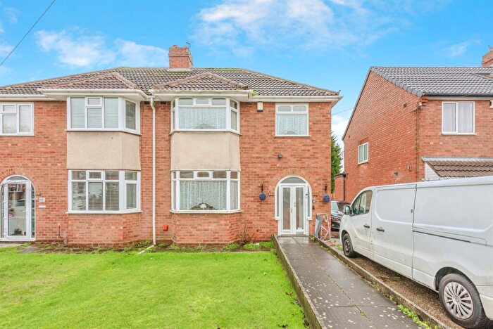 3 Bedroom Semi Detached House For Sale In Springfield Crescent, Sutton Coldfield, B76