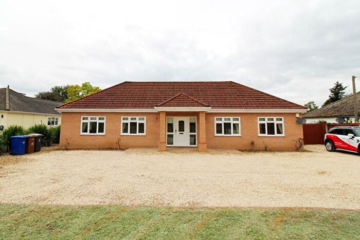 4 Bedroom Detached Bungalow To Rent In Warren Road, Red Lodge, IP28