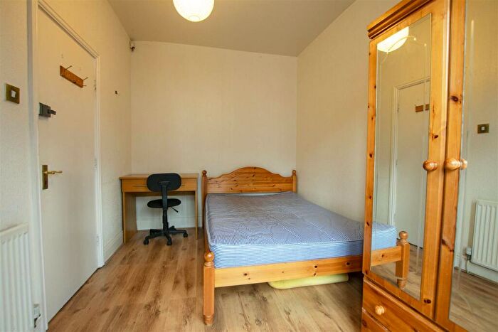 8 Bedroom House To Rent In Tiverton Road, Birmingham, B29