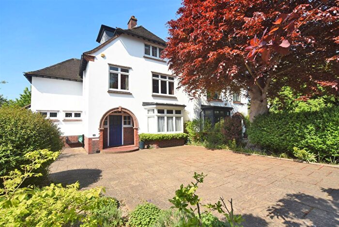6 Bedroom Semi Detached House For Sale In Lamberts Road, Surbiton, KT5