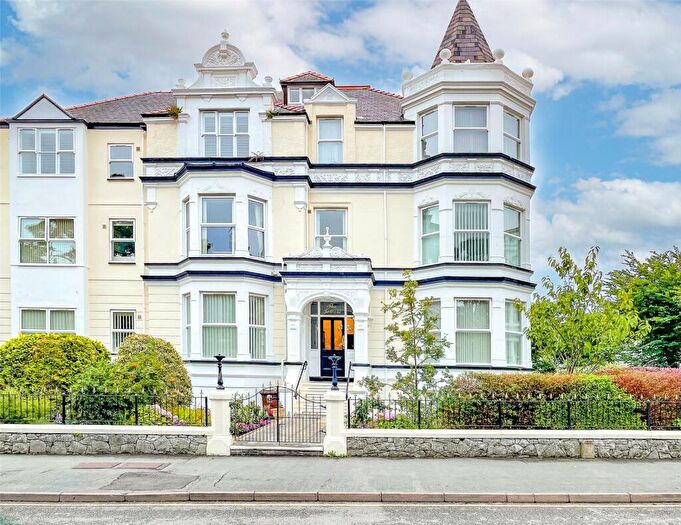 2 Bedroom Apartment For Sale In Trinity Square, Llandudno, Conwy, LL30