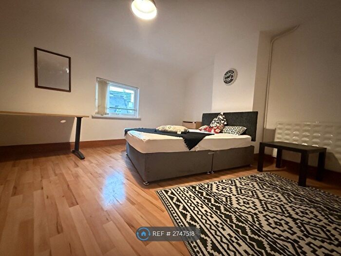 2 Bedroom Flat To Rent In City Centre, Leicester, LE1