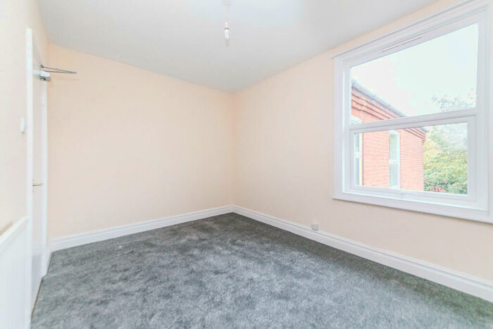 1 Bedroom Apartment To Rent In Brooks Hall Road, Ipswich, IP1