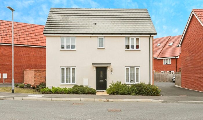 3 Bedroom Detached House For Sale In Hillier Road, Stowmarket, Suffolk, IP14