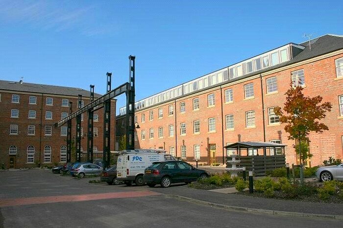 2 Bedroom Flat To Rent In Cook Street, Glasgow, G5