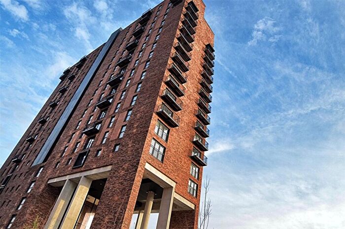 3 Bedroom Apartment To Rent In Block A Wilburn Basin, Ordsall Lane, Salford, M5