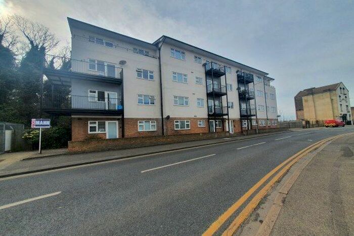 1 Bedroom Flat To Rent In Eaton Road, Margate, CT9