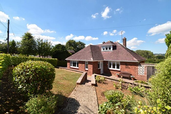 4 Bedroom Detached House For Sale In Old Forge Meadow, Lenham Road, Platts Heath, ME17