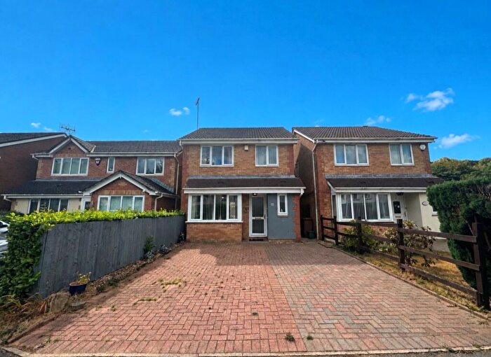 3 Bedroom Detached House For Sale In Maple Gardens, Risca, NP11