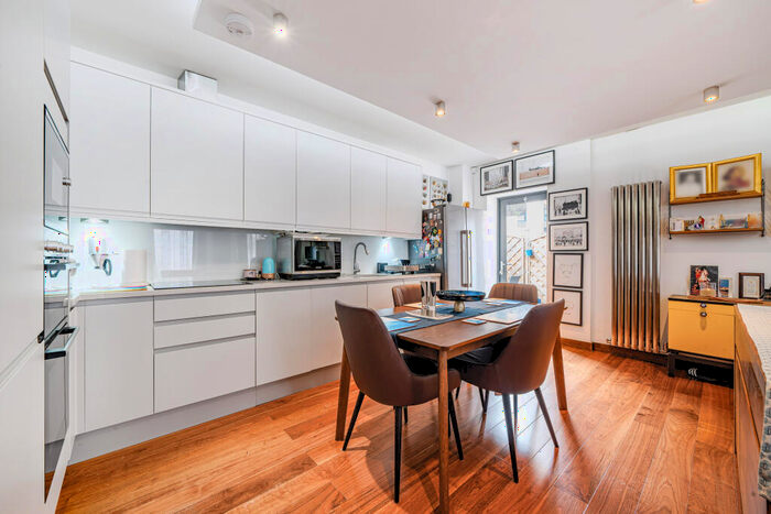 1 Bedroom Flat To Rent In Ashby House, High Road, Leyton, E10