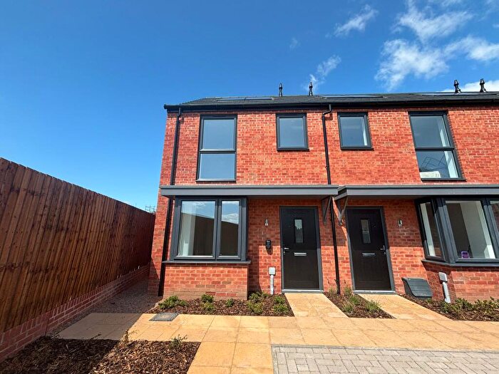 2 Bedroom House To Rent In Drumore Close, Derby, DE22