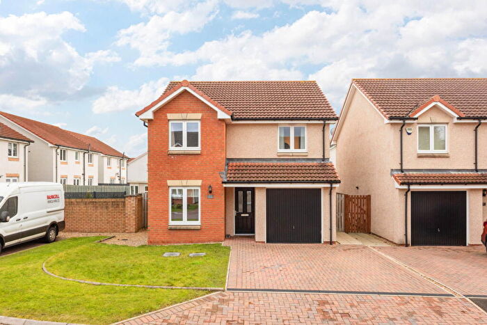 4 Bedroom Detached House For Sale In Waddell Road, Wester Inch, Bathgate, EH48