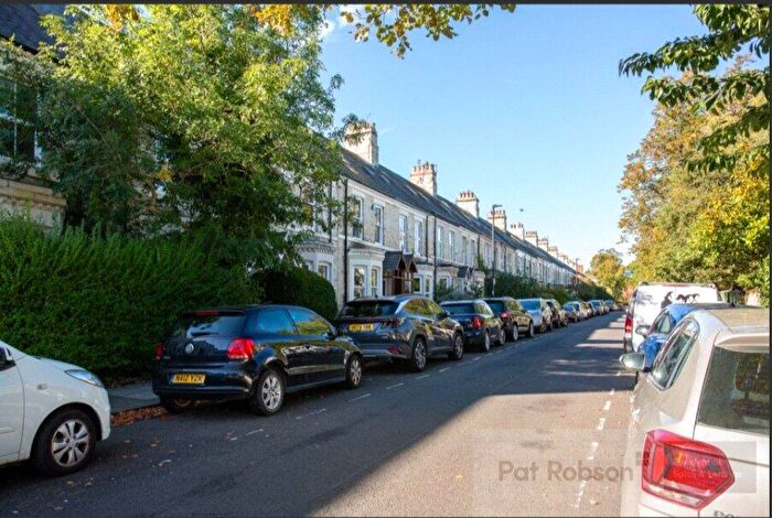 5 Bedroom House To Rent In Holly Avenue, Jesmond, Newcastle Upon Tyne, NE2