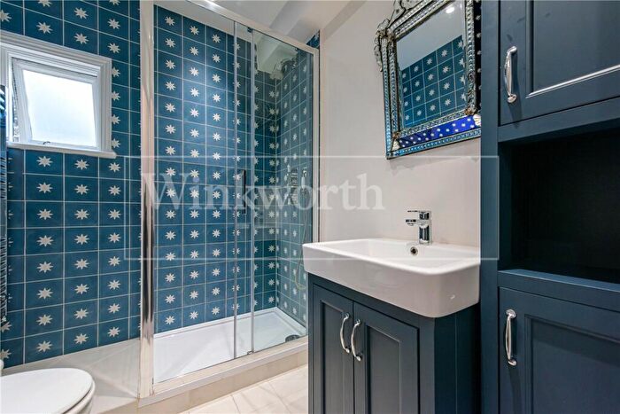 2 Bedroom Apartment To Rent In Pember Road, London, NW10