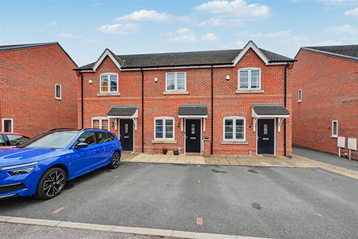 2 Bedroom Property For Sale In Patient Close, Beeston, Nottingham, NG9
