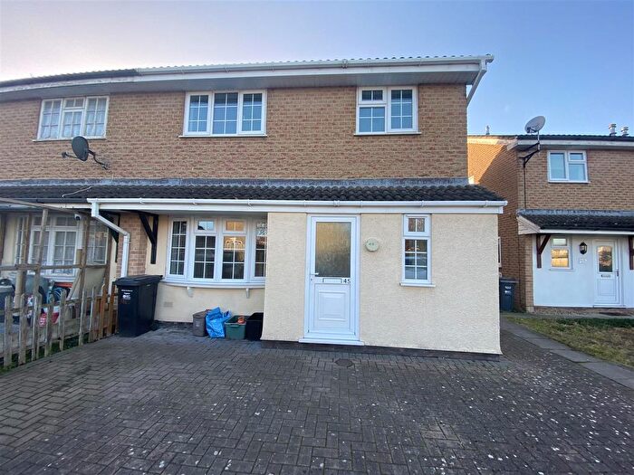 2 Bedroom Property To Rent In Poplar Road, Bower, Bridgwater, TA6