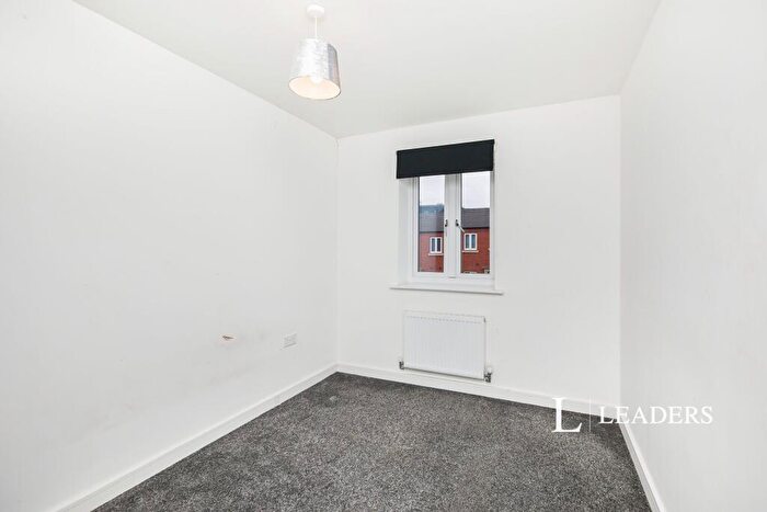 3 Bedroom Terraced House To Rent In Saxelbye Avenue, DE1