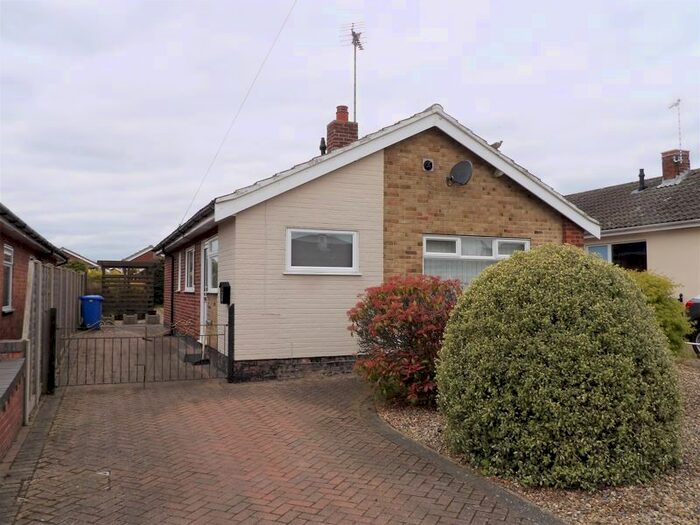 3 Bedroom Bungalow To Rent In Beaumont Road, Carlton Colville, Lowestoft, NR33