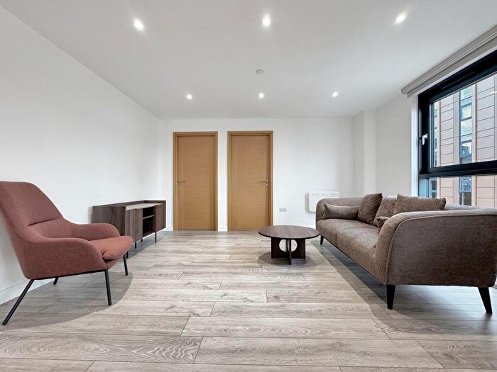 2 Bedroom Apartment To Rent In The Radiant, Kirkstall Road, Leeds, LS3