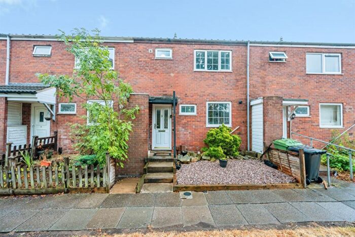 3 Bedroom Terraced House For Sale In Kempsey Close, Redditch, B98