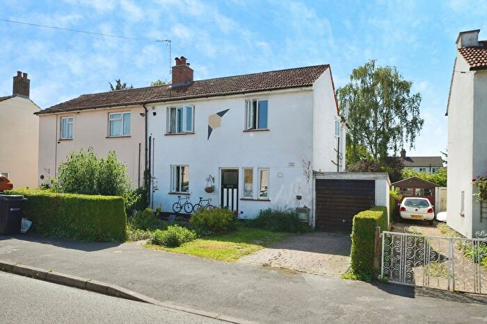 4 Bedroom Semi Detached House For Sale In Ryebrook Road, Leatherhead, Surrey, KT22