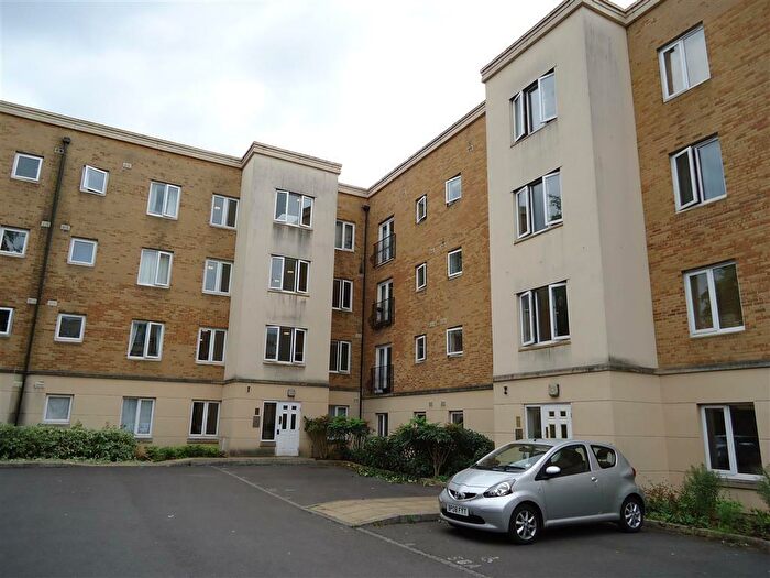 2 Bedroom Apartment To Rent In Bedminster, Doudney Court, BS3