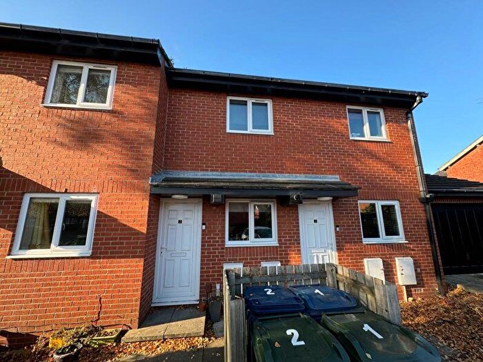 2 Bedroom Flat To Rent In Marleen Court, Heaton, NE6