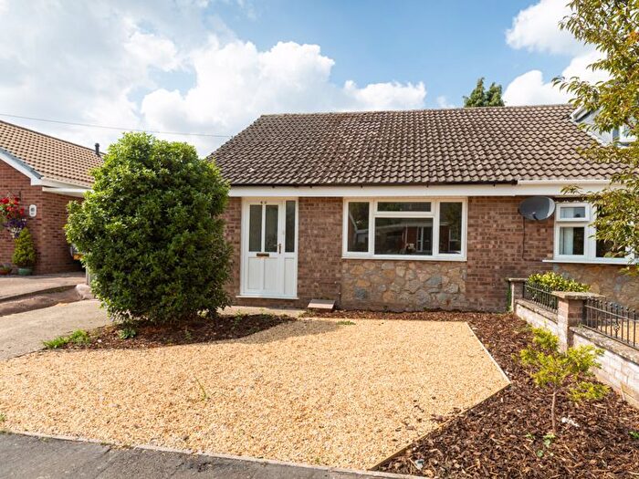 2 Bedroom Semi-detached Bungalow For Sale In Forester Road, Broseley, TF12