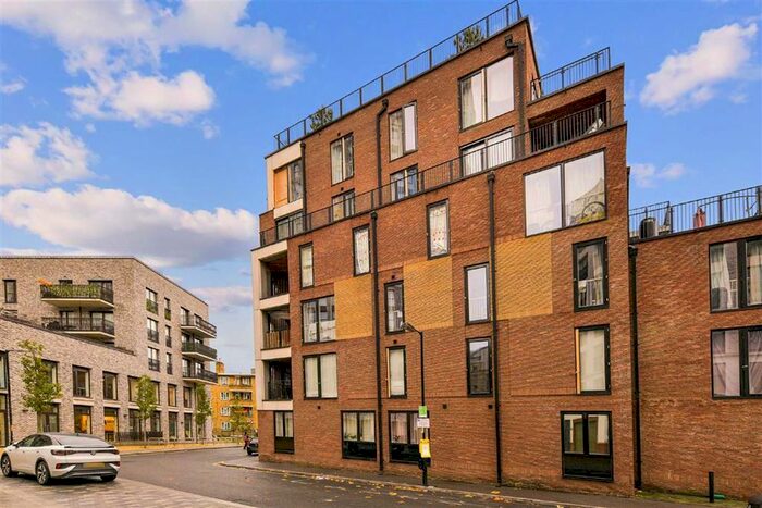 2 Bedroom Flat To Rent In Milcote Street, London, SE1