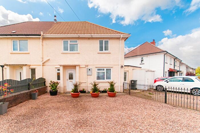 3 Bedroom Semi-Detached House For Sale In Ynyswen, Penycae, Swansea, SA9