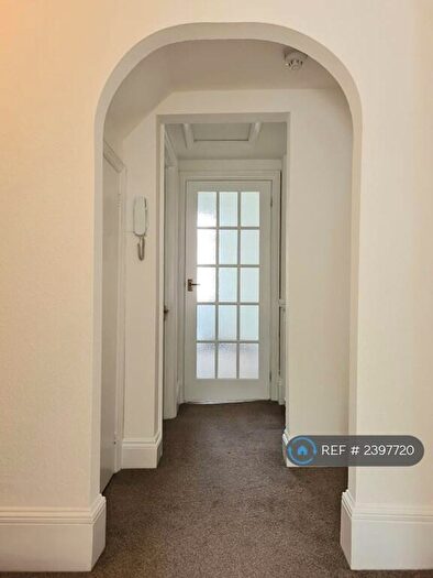 1 Bedroom Flat To Rent In Brunswick Road, Hove, BN3