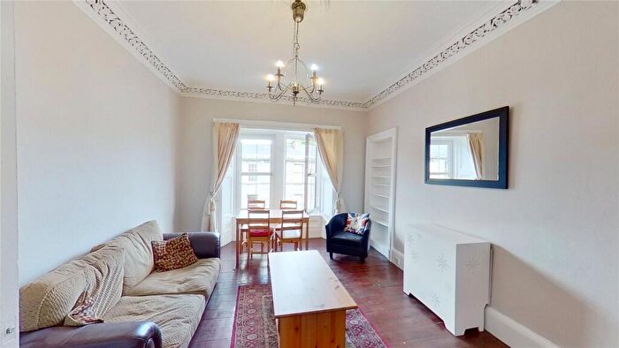 2 Bedroom Flat To Rent In Montague Street, Edinburgh, EH8