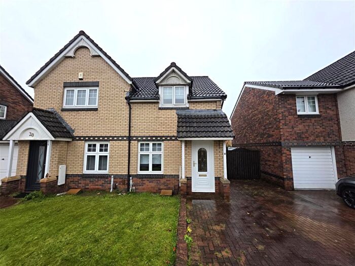 2 Bedroom Semi Detached House To Rent In Brookfield Drive, Robroyston, Glasgow, G33