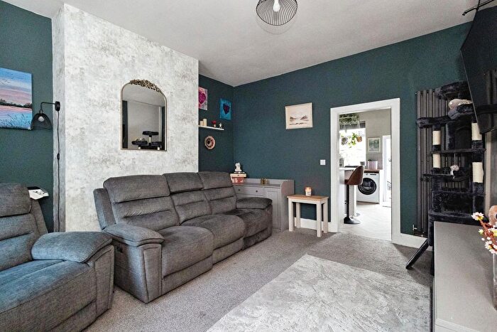 2 Bedroom Terraced House For Sale In Chapel Street, Dukinfield, Greater Manchester, SK16