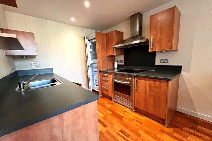 2 Bedroom Flat To Rent In Morville Street, Birmingham, B16