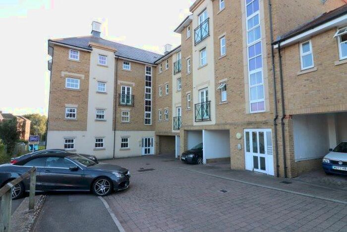 2 Bedroom Flat To Rent In Chelwater, Chelmsford, CM2