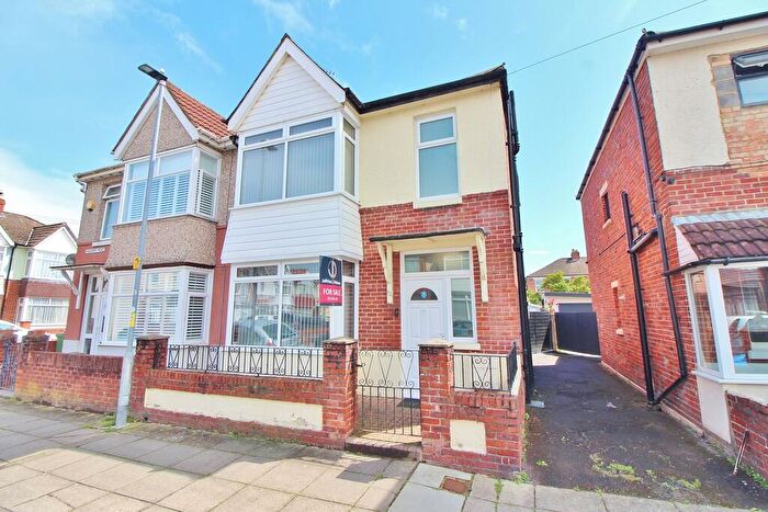 3 Bedroom Semi-Detached House For Sale In Inhurst Road, North End, PO2