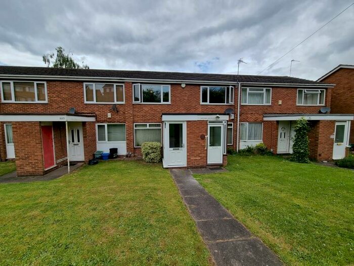 2 Bedroom Maisonette To Rent In Lazy Hill, Kings Norton, Birmingham, B38
