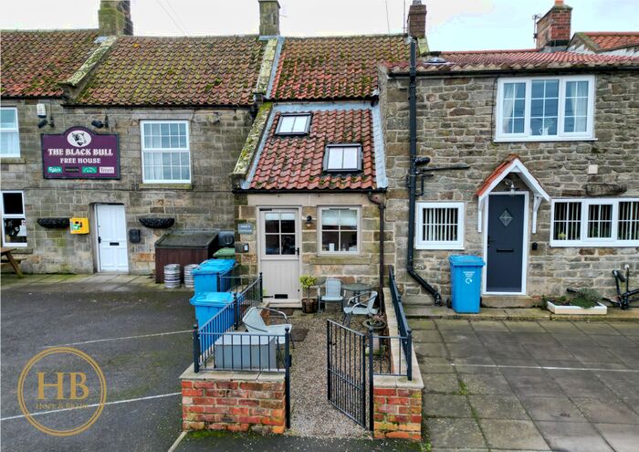 2 Bedroom Cottage For Sale In Ugthorpe, Whitby, YO21