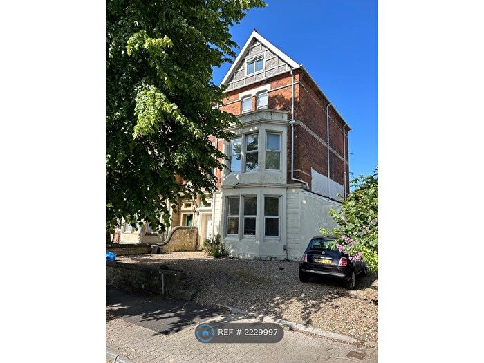 1 Bedroom Flat To Rent In Plymouth Road, Penarth, CF64